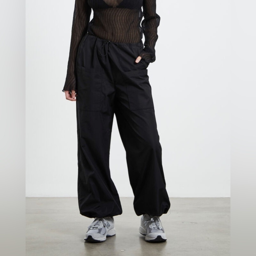 New! SNDYS Paloma Cargo Pants 🖤 XS NWOT - Picture 4 of 12